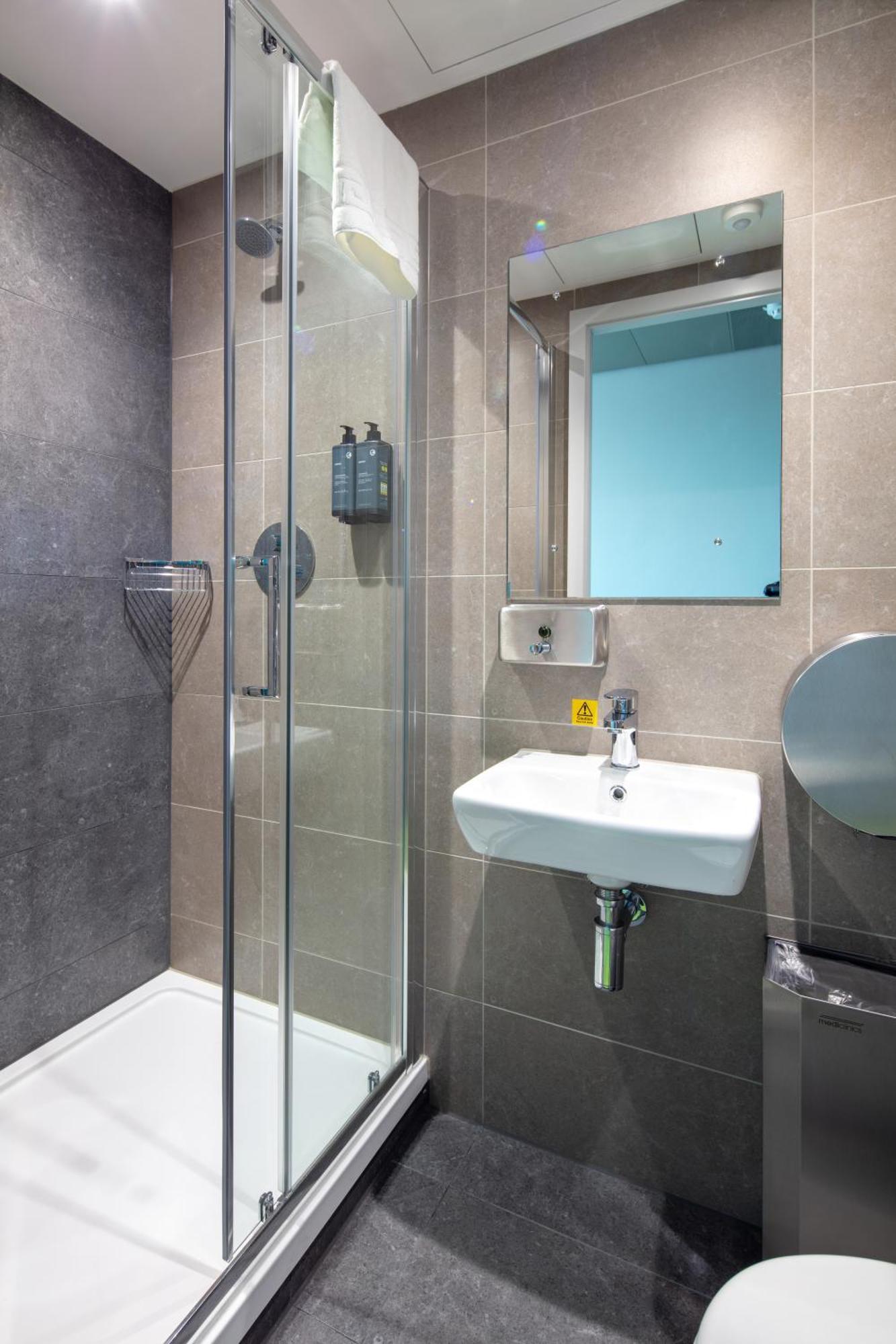 Clink I Lar Hostel Δουβλίνο Εξωτερικό φωτογραφία